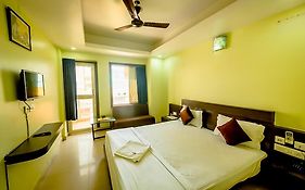 Deep Ganga Inn Near Sea Beach By Morservices Puri 4* India