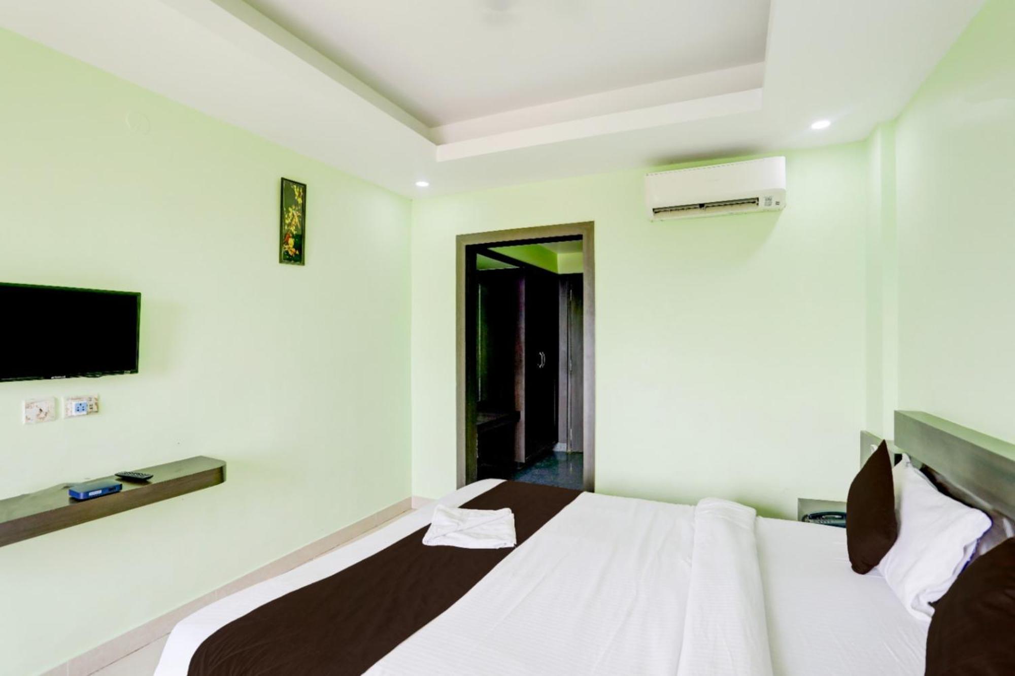 Deep Ganga Inn Near Sea Beach By Morservices Puri Exterior photo