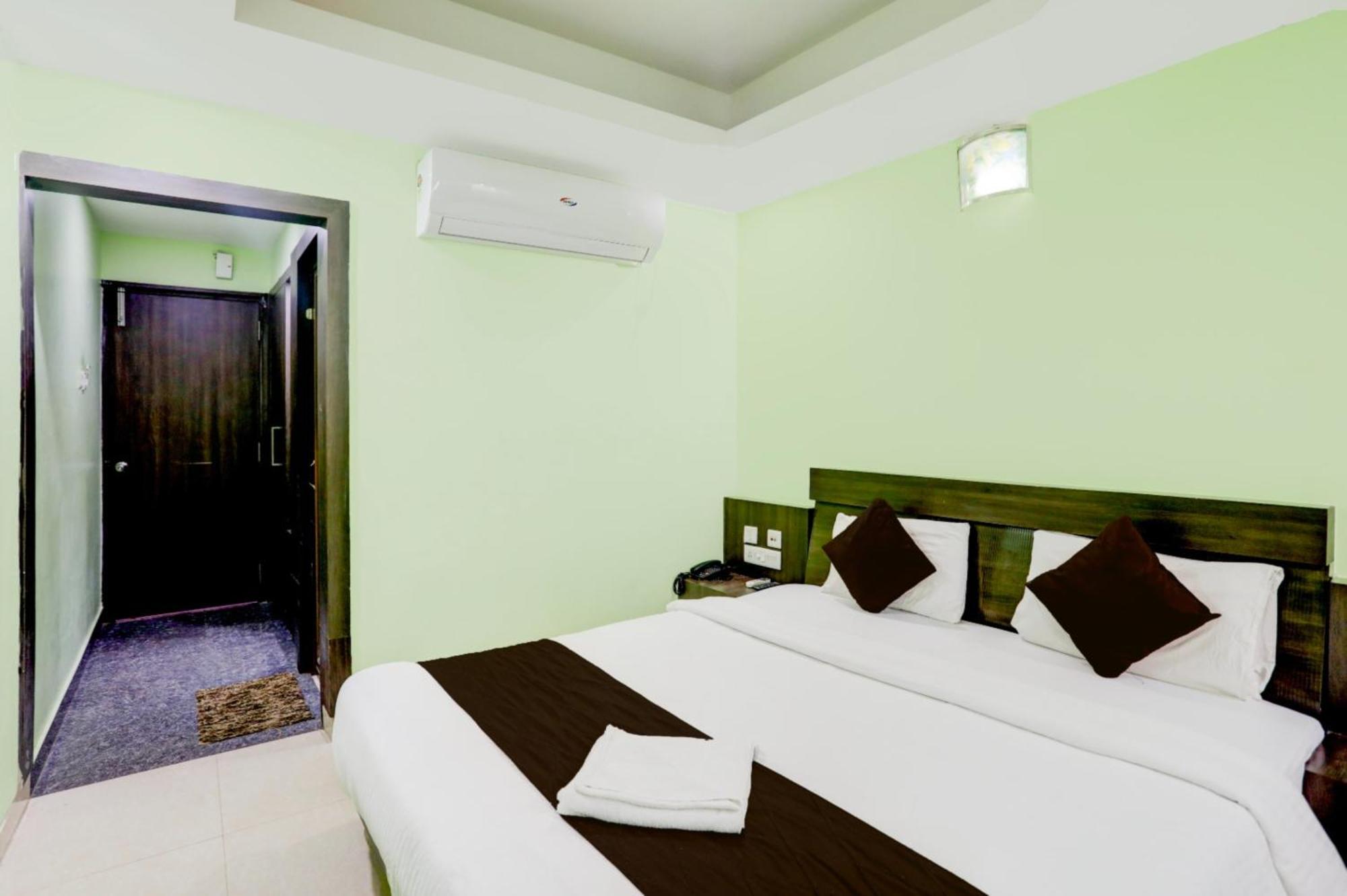 Deep Ganga Inn Near Sea Beach By Morservices Puri Exterior photo
